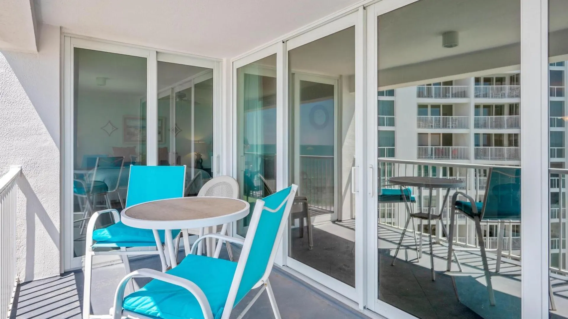 Holiday home 1095 Shoreline - Bedroom Beach Front Condo Free Beach Setup Destin