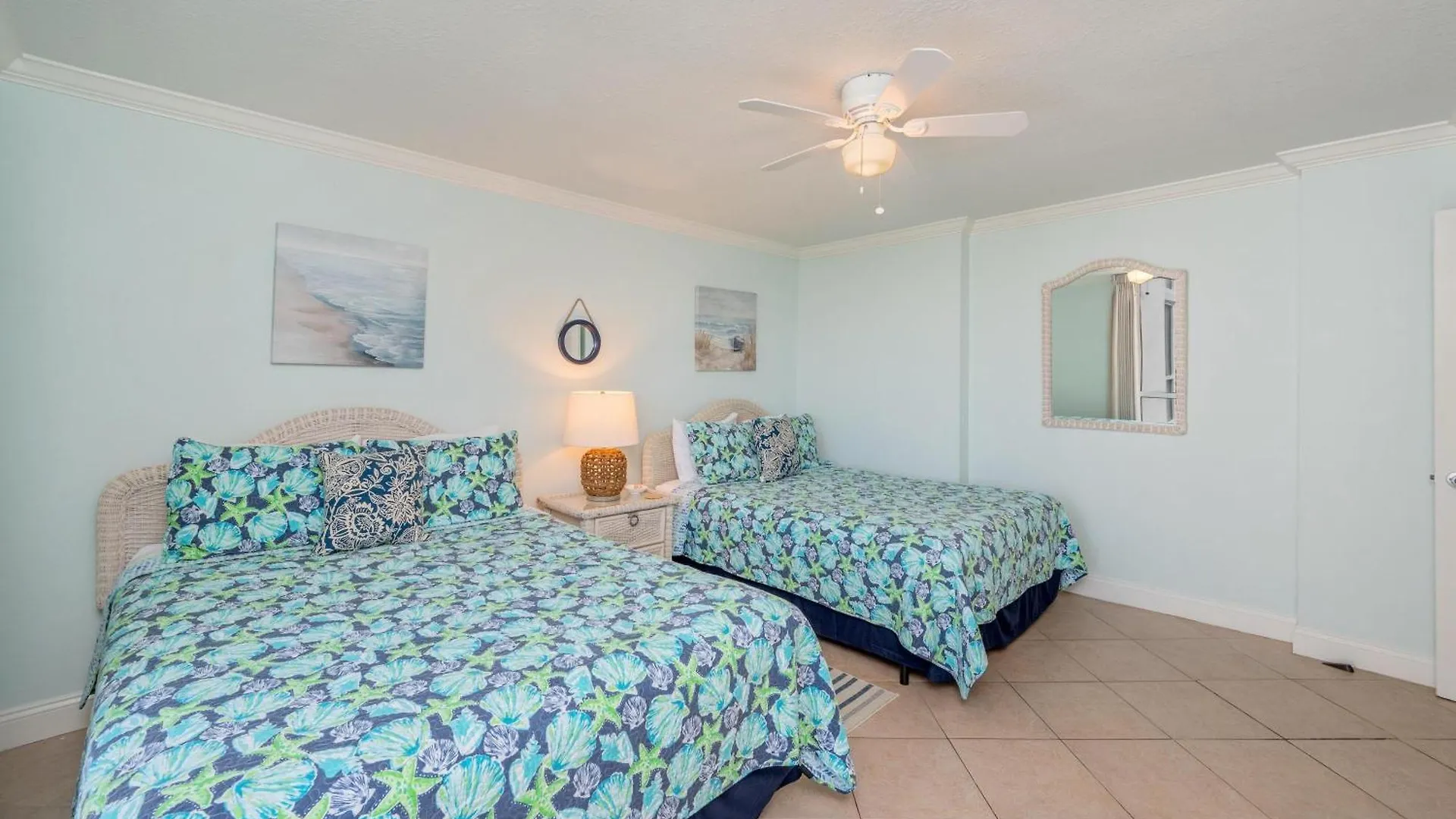 1095 Shoreline - Bedroom Beach Front Condo Free Beach Setup Destin United States