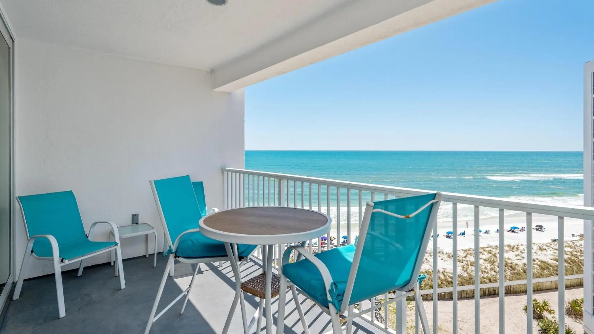 1095 Shoreline - Bedroom Beach Front Condo Free Beach Setup Destin